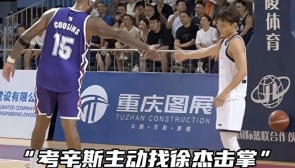 广东队好消息，胡明轩美国特训，徐杰打爆考辛斯认可，焦泊乔复出